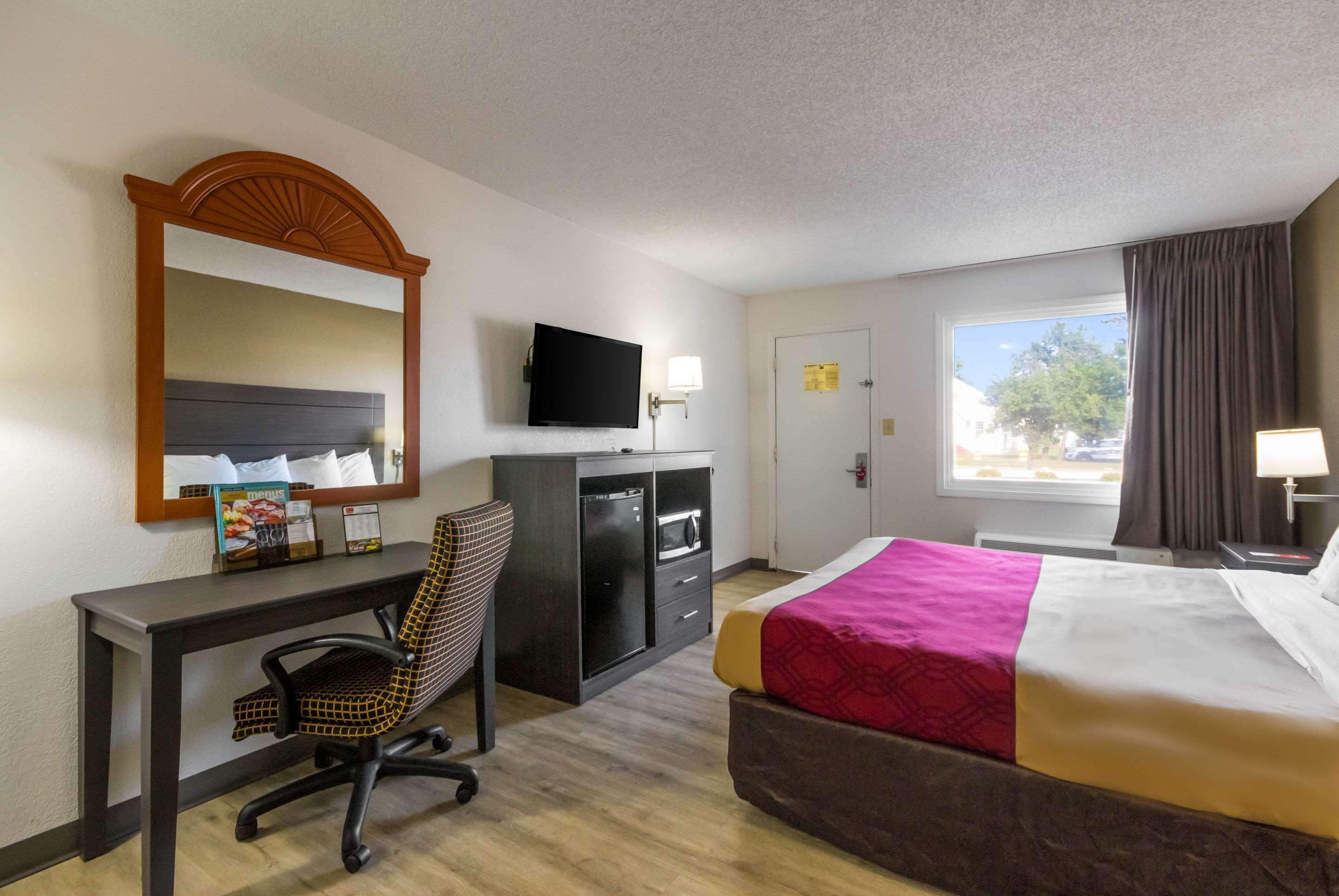 Econo Lodge Little Creek Norfolk Exteriér fotografie